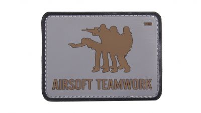 101 Inc PVC Velcro Patch &quotAirsoft Teamwork" (Grey) - Detail Image 1 © Copyright Zero One Airsoft