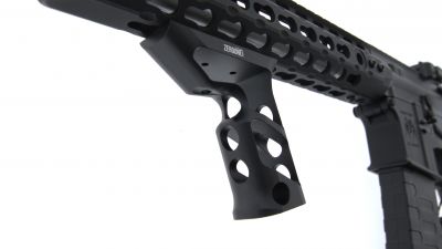 ZO Long CNC Aluminium Angled Grip for KeyMod (Black) - Detail Image 7 © Copyright Zero One Airsoft
