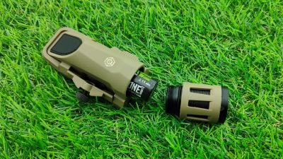 ZO Tactical Weapon Light with Strobe (Dark Earth) - Detail Image 3 © Copyright Zero One Airsoft