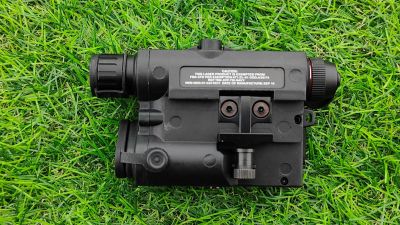ZO LA-5C UHP Weapon Light with Blue Laser (Black) - Detail Image 2 © Copyright Zero One Airsoft