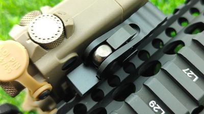 ZO DBAL-A2 Weapon Light with Green Laser (DE) - Detail Image 7 © Copyright Zero One Airsoft