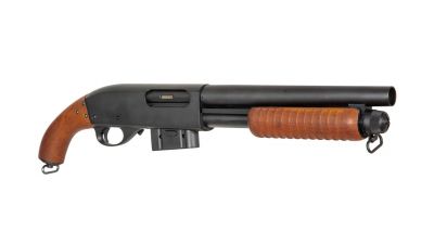 A&K Spring M870 Sawn-Off Shotgun - Detail Image 2 © Copyright Zero One Airsoft