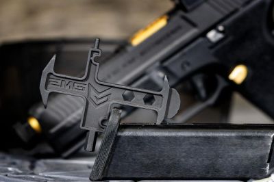 EMG MAGPICK Multi-tool for GBB & CO2 Pistol Magazines - Detail Image 6 © Copyright Zero One Airsoft