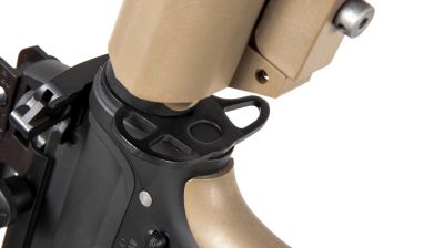 Specna Arms AEG SA-E01 EDGE Carbine (Black & Tan) - Detail Image 14 © Copyright Zero One Airsoft