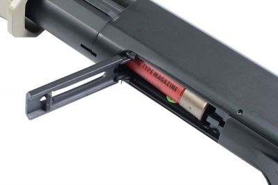 CYMA Spring CM355M Shotgun Full Metal (Black & Tan) - Detail Image 6 © Copyright Zero One Airsoft