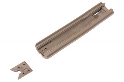 Element Polymer Ribbed Rail Cover Panel with Switch Pocket (Tan) - Detail Image 2 © Copyright Zero One Airsoft