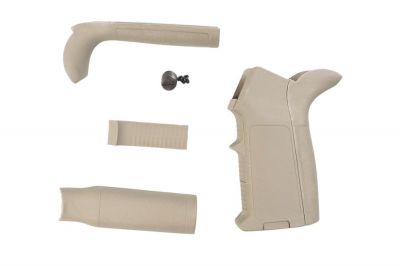 101 Inc MIAD Style Grip for M4 (Tan) - Detail Image 3 © Copyright Zero One Airsoft