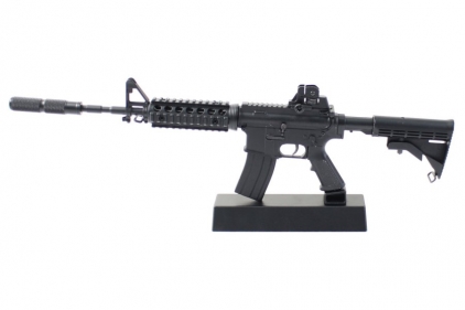 Swiss Arms Miniature Model M4A1 RIS with Moving Parts - © Copyright Zero One Airsoft