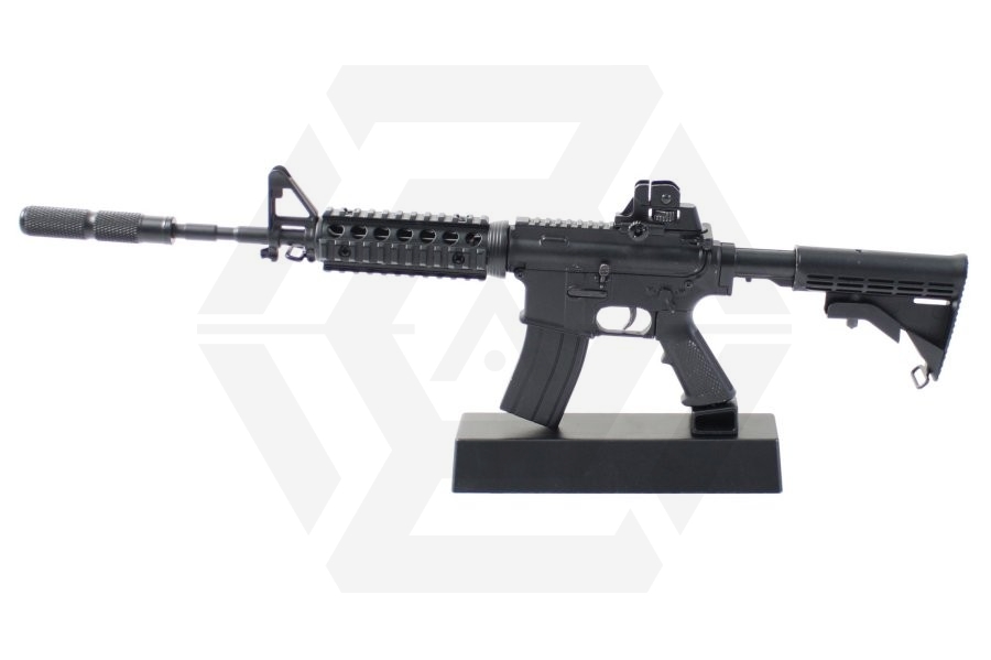 Swiss Arms Miniature Model M4A1 RIS with Moving Parts - Main Image © Copyright Zero One Airsoft