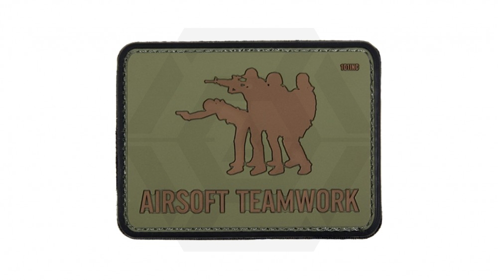 101 Inc PVC Velcro Patch &quotAirsoft Teamwork" (Olive) - Main Image © Copyright Zero One Airsoft
